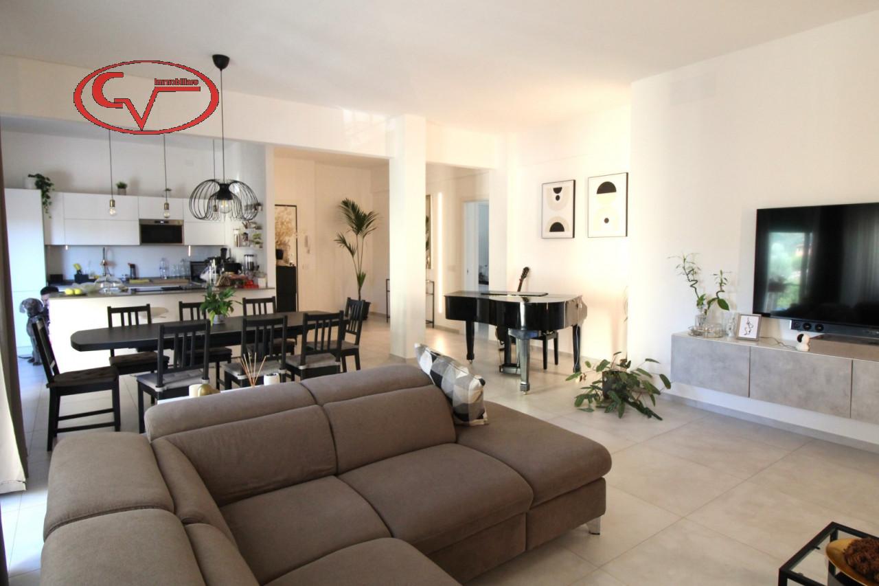 Apartamento de 4 divisões em San Giovanni Valdarno, Italy N.º 230550