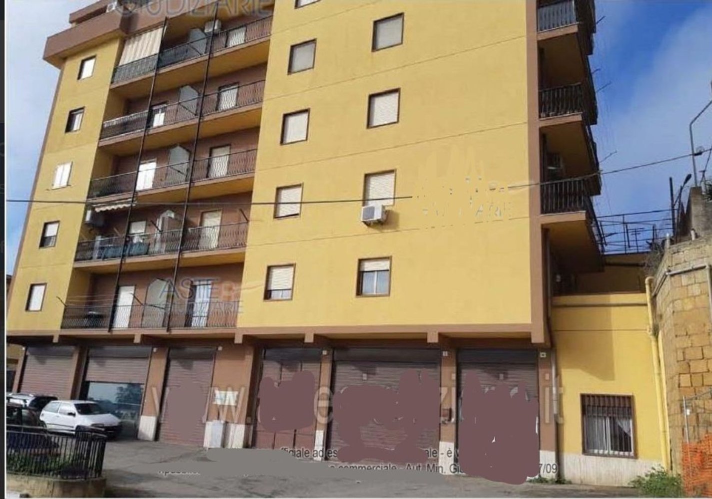 6 Schlafzimmer Wohnung in Caltanissetta, Italy, Nr. 394371