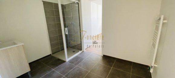 Apartamento de 2 dormitorios en Bourges, France No. 66359 8