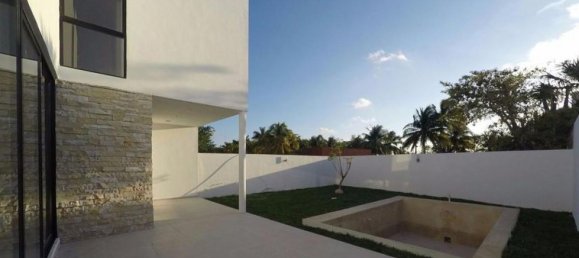 3 bedrooms House in Merida, Mexico No. 48333 2