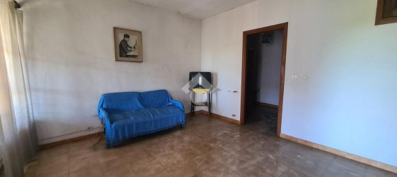 6 rooms House in Castellamonte, Italy No. 19268 4