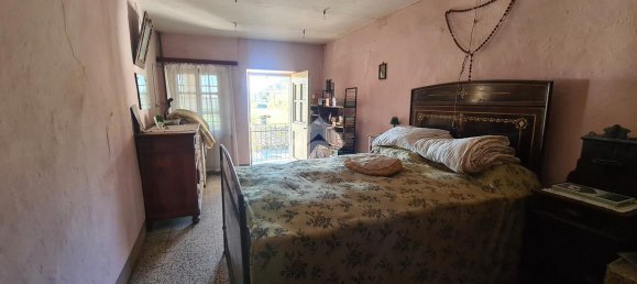 6 rooms House in Castellamonte, Italy No. 19268 9