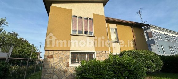 3 bedrooms Villa in Corbola, Italy No. 263059 2