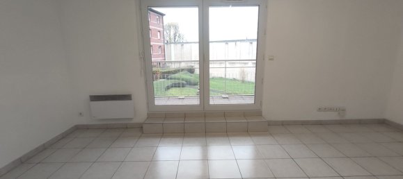 2 bedrooms Apartment in Valenciennes, France No. 54811 9