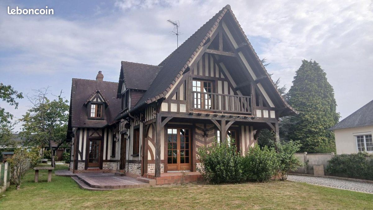 5 bedrooms House in Seine-Maritime, France No. 359416