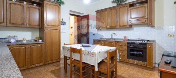 Apartamento de 6 dormitorios en Palermo, Italy No. 19410 4