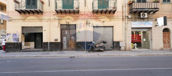 Apartamento de 6 dormitorios en Palermo, Italy No. 19410 37