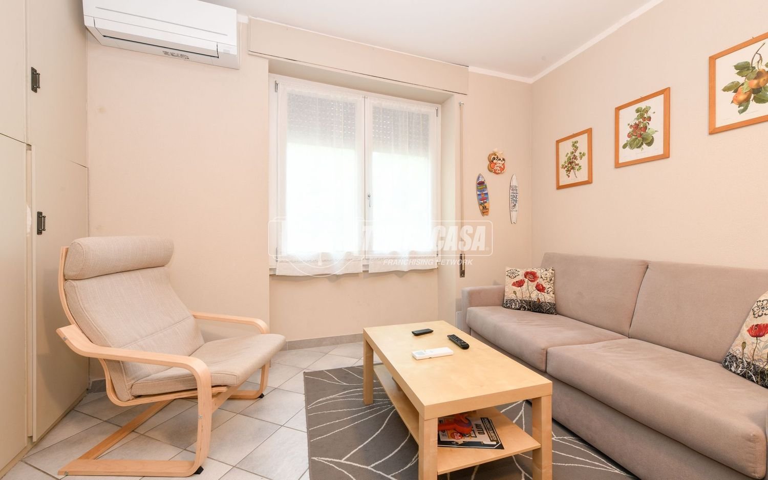 Apartamento de 2 dormitorios en Gardone Riviera, Italy No. 363391