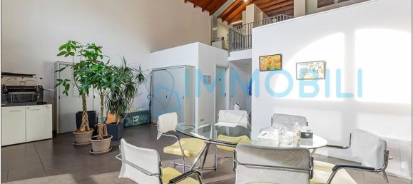 Офис 187м² в Калольциокорте, Италия № 293089 3