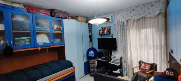 3 Schlafzimmer Doppelhaus in Pollena Trocchia, Italy, Nr. 333806 9