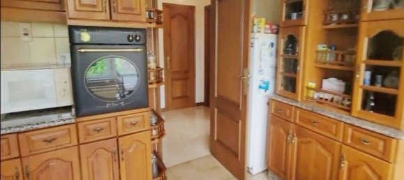 5 Schlafzimmer Haus in Bergondo, Spain, Nr. 55688 32