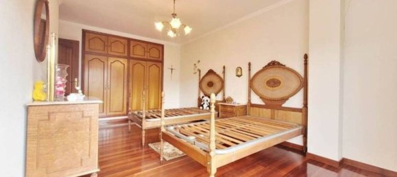 5 Schlafzimmer Haus in Bergondo, Spain, Nr. 55688 15
