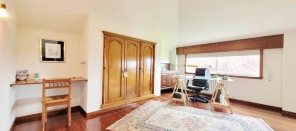 5 Schlafzimmer Haus in Bergondo, Spain, Nr. 55688 17
