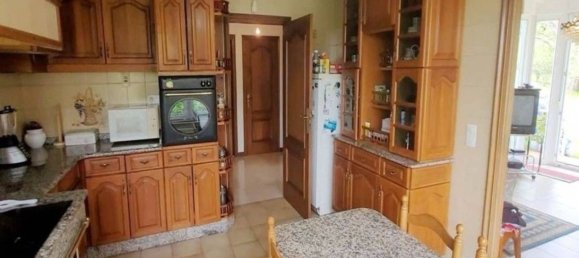 5 Schlafzimmer Haus in Bergondo, Spain, Nr. 55688 2