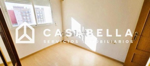 4 bedrooms Apartment in Valencia, Spain No. 20809 7