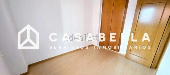 4 bedrooms Apartment in Valencia, Spain No. 20809 3