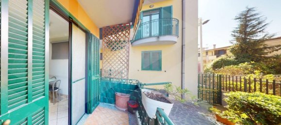 2 bedrooms Apartment in Mariglianella, Italy No. 20106 8