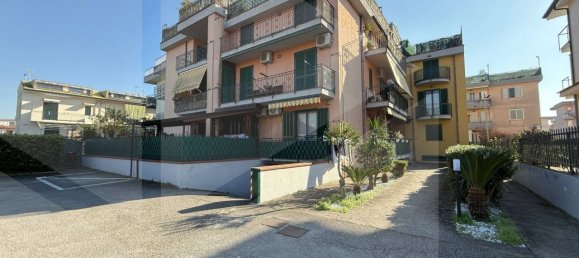 2 bedrooms Apartment in Mariglianella, Italy No. 20106 4