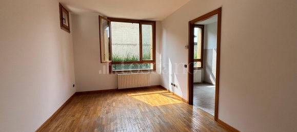 2 rooms House in Monza, Italy No. 267138 3