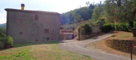 10-salle Maison à Villa Basilica, Italy No. 159030 3