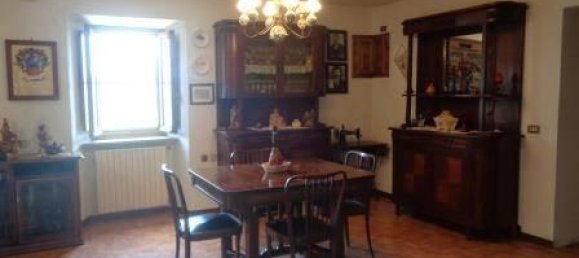 10-salle Maison à Villa Basilica, Italy No. 159030 16