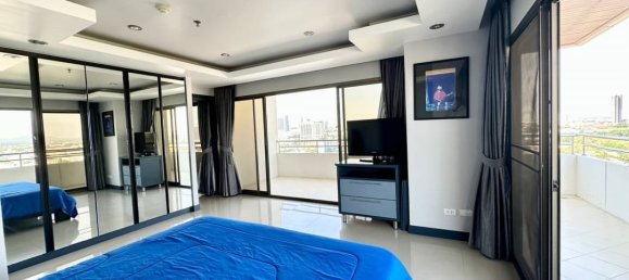2 bedrooms Condo in Pattaya, Thailand No. 27386 3