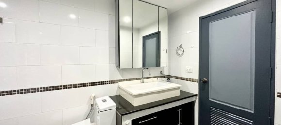 2 bedrooms Condo in Pattaya, Thailand No. 27386 7