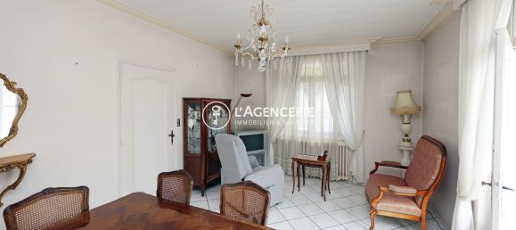 4 Schlafzimmer Haus in Arthes, France, Nr. 284395 3