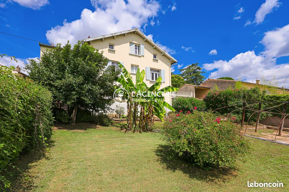 4 Schlafzimmer Haus in Arthes, France, Nr. 284395