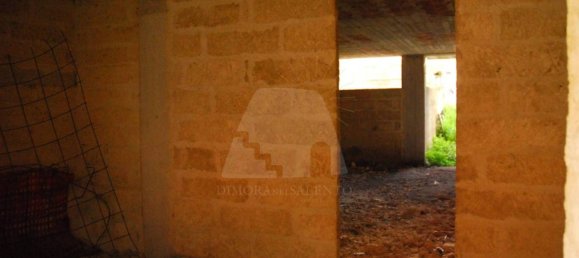 3 bedrooms House in Presicce Acquarica, Italy No. 157691 6