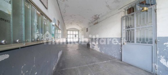 Квартира с 1 спальней в Турин, Италия № 330894 4