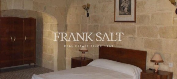 4 bedrooms Townhouse in Gharb, Malta No. 5446 15