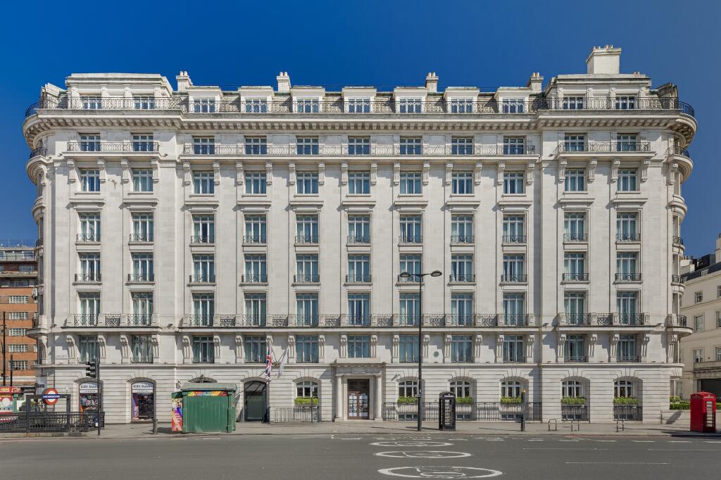 Apartamento de 2 dormitorios en London, United Kingdom No. 13212