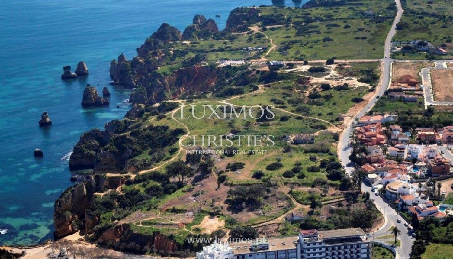 84280m² Land in Lagos, Portugal No. 55330