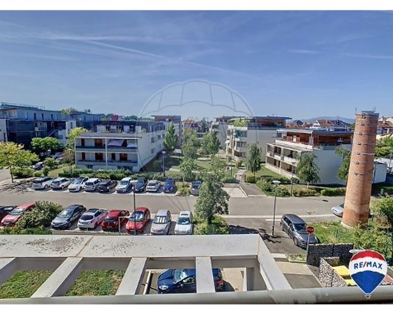 Ático de 1 dormitorio en Mulhouse, France No. 210225