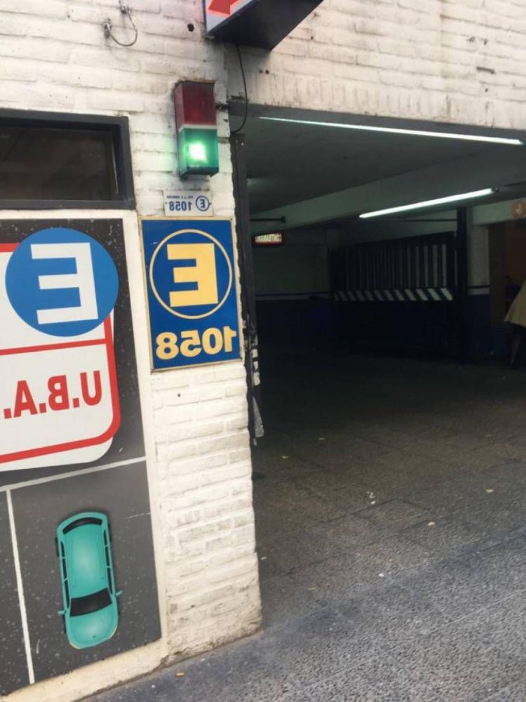  Warehouse in Buenos Aires, Argentina No. 105360