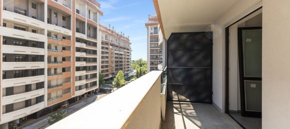 3 Schlafzimmer Wohnung in Sesto San Giovanni, Italy, Nr. 357811 3