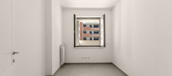 3 Schlafzimmer Wohnung in Sesto San Giovanni, Italy, Nr. 357811 8