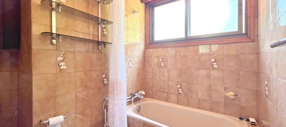 8 Schlafzimmer Haus in Bergondo, Spain, Nr. 41866 82