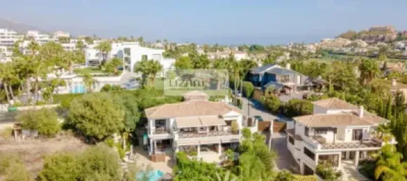 5 bedrooms House in Marbella, Spain No. 116850 6