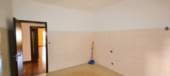 4 rooms Apartment in Tivoli, Italy No. 137455 9