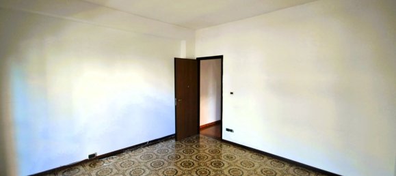 4 rooms Apartment in Tivoli, Italy No. 137455 16