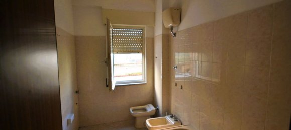 4 rooms Apartment in Tivoli, Italy No. 137455 27