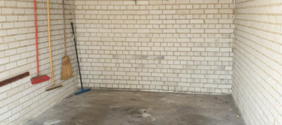 موقف سيارات في Alb-Donau-Kreis, Germany رقم 222593 3