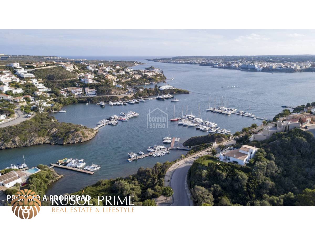 5 Schlafzimmer Grundstück in Mahon, Spain, Nr. 1991