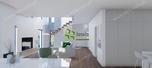 4 bedrooms House in Seixal, Portugal No. 14706 2