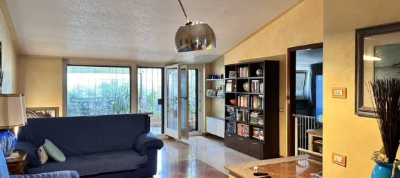 8 bedrooms Apartment in Verona, Italy No. 358975 23