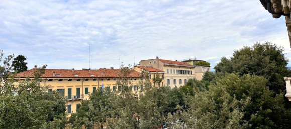 8 bedrooms Apartment in Verona, Italy No. 358975 10