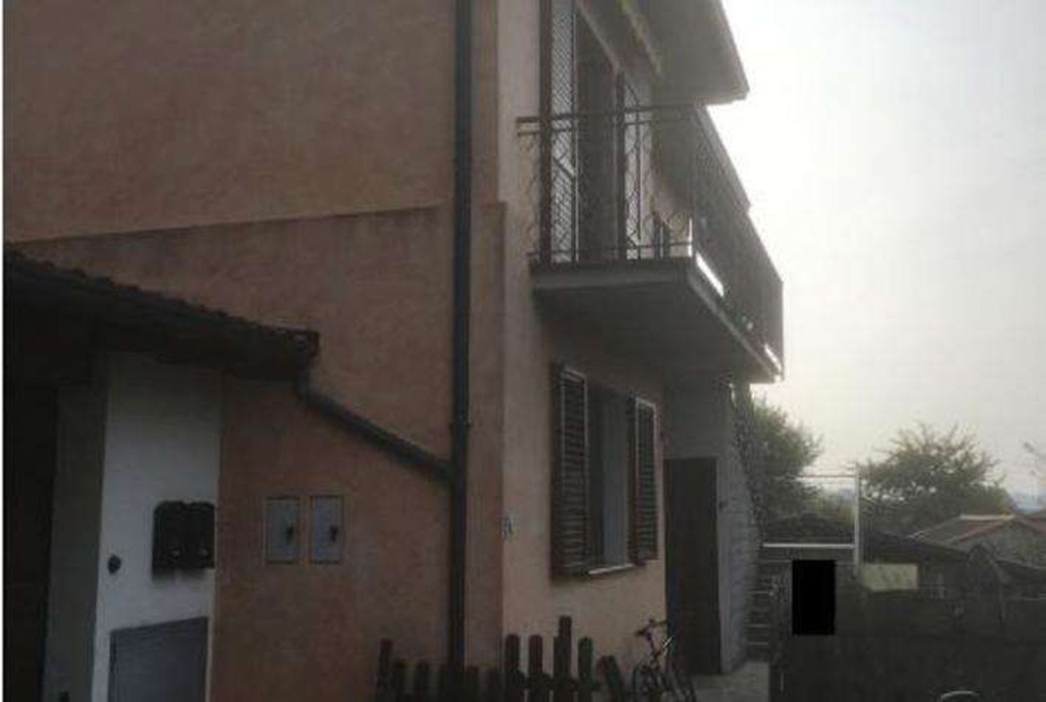 5 rooms Apartment in Monvalle, Italy No. 1666