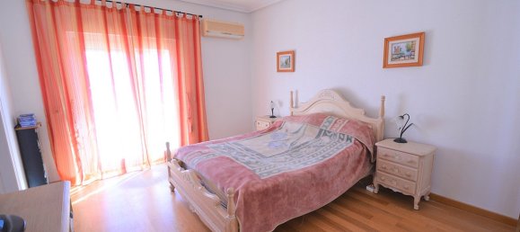 6 Schlafzimmer Villa in La Zenia, Spain, Nr. 1040 10